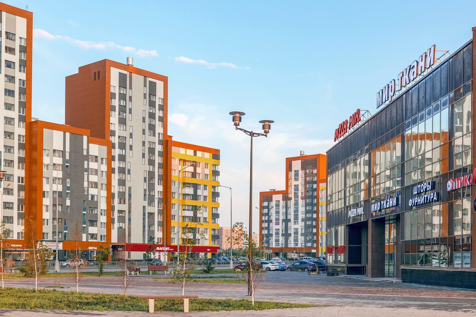 Коммерческая инфраструктура. Магазины и кафе у дома