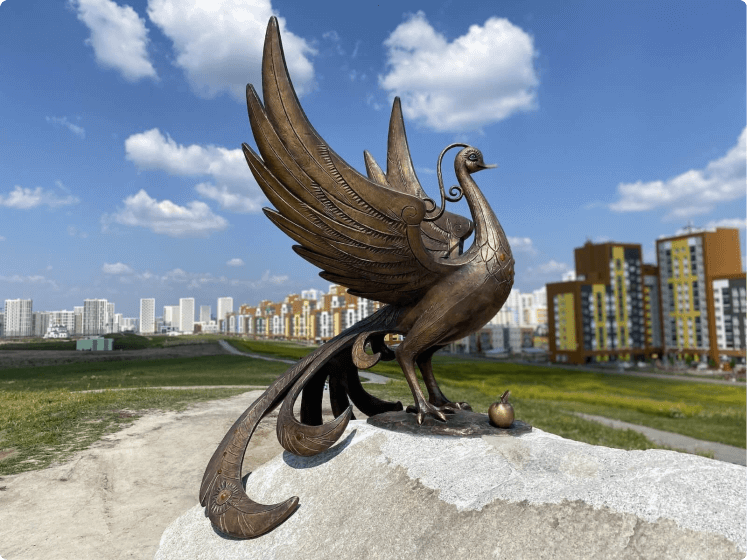 Символы района. Птица счастья