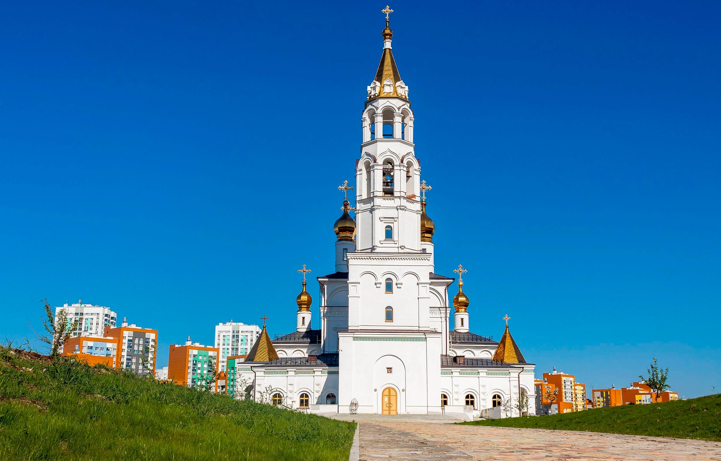 РАСПОЛОЖЕНИЕ И ИНФРАСТРУКТУРА. Слайд 4