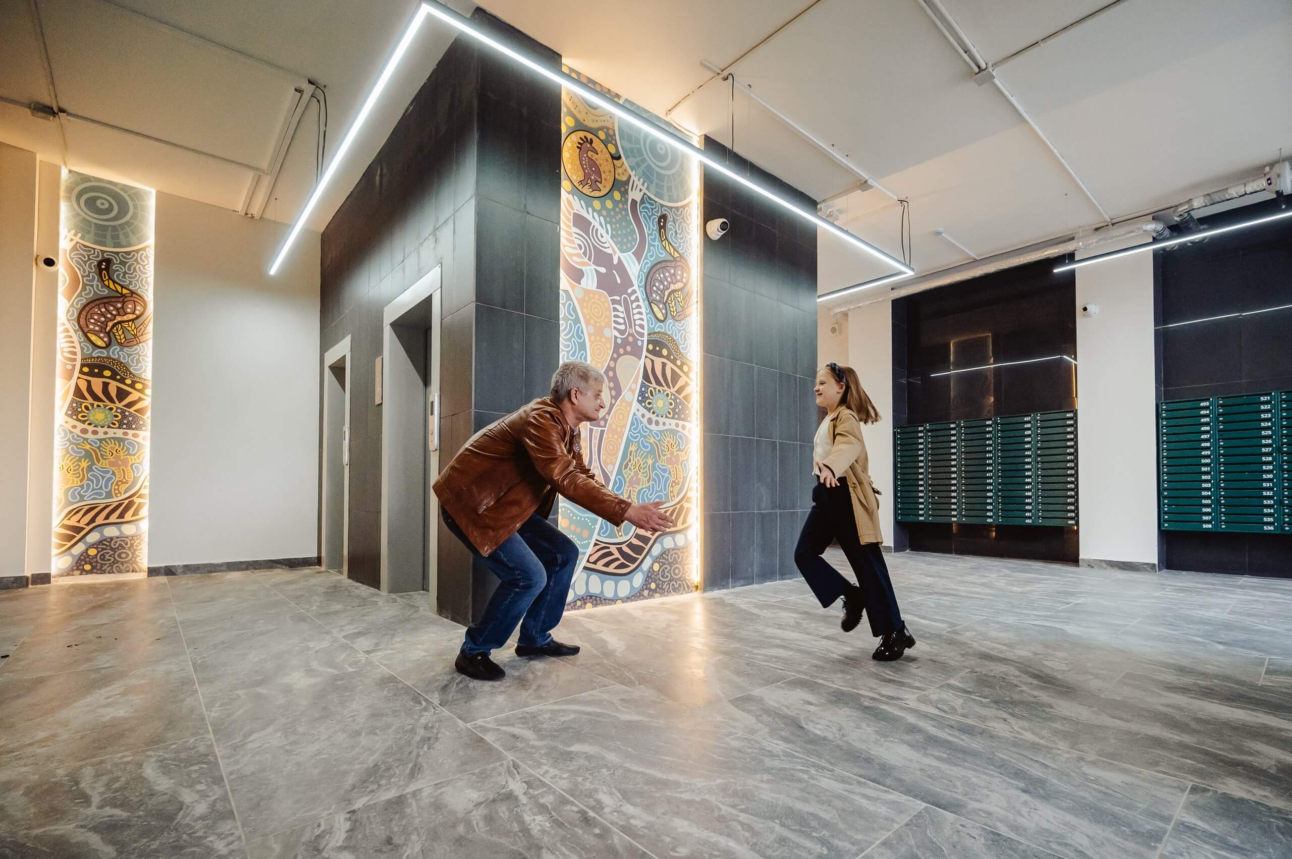 Холлы. Слайд 2