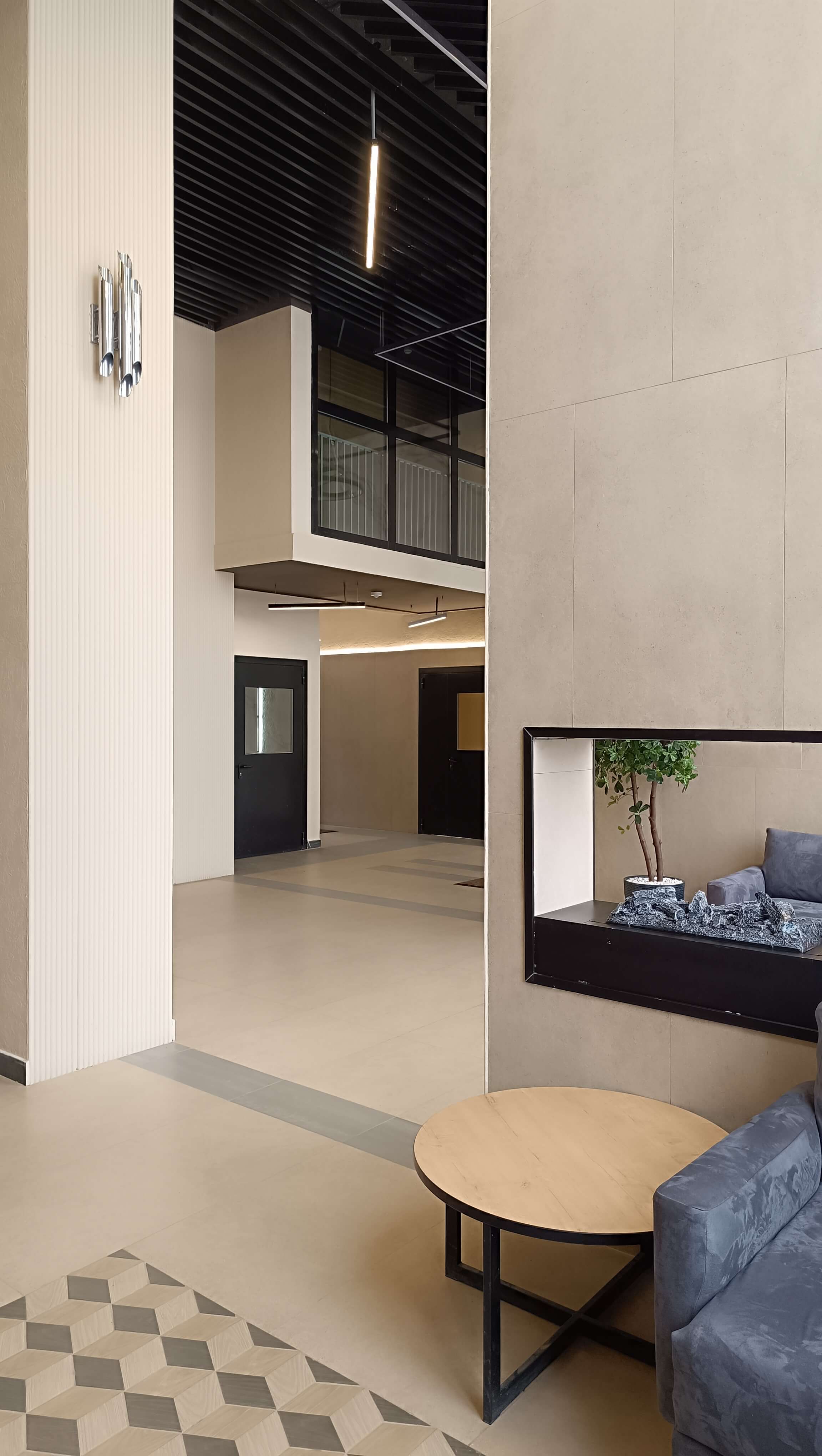 Холлы. Слайд 2